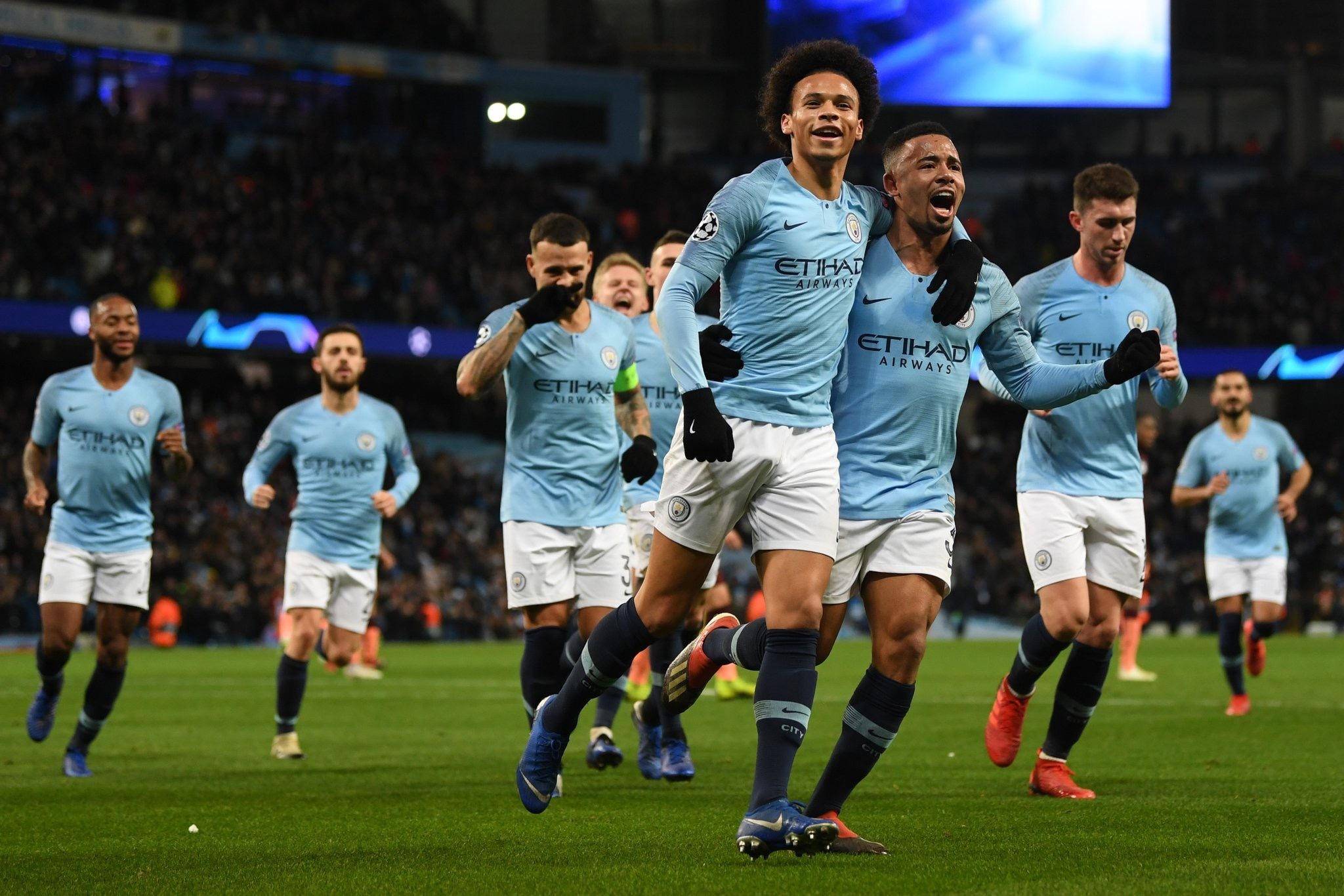 在中场控制 在中场控制