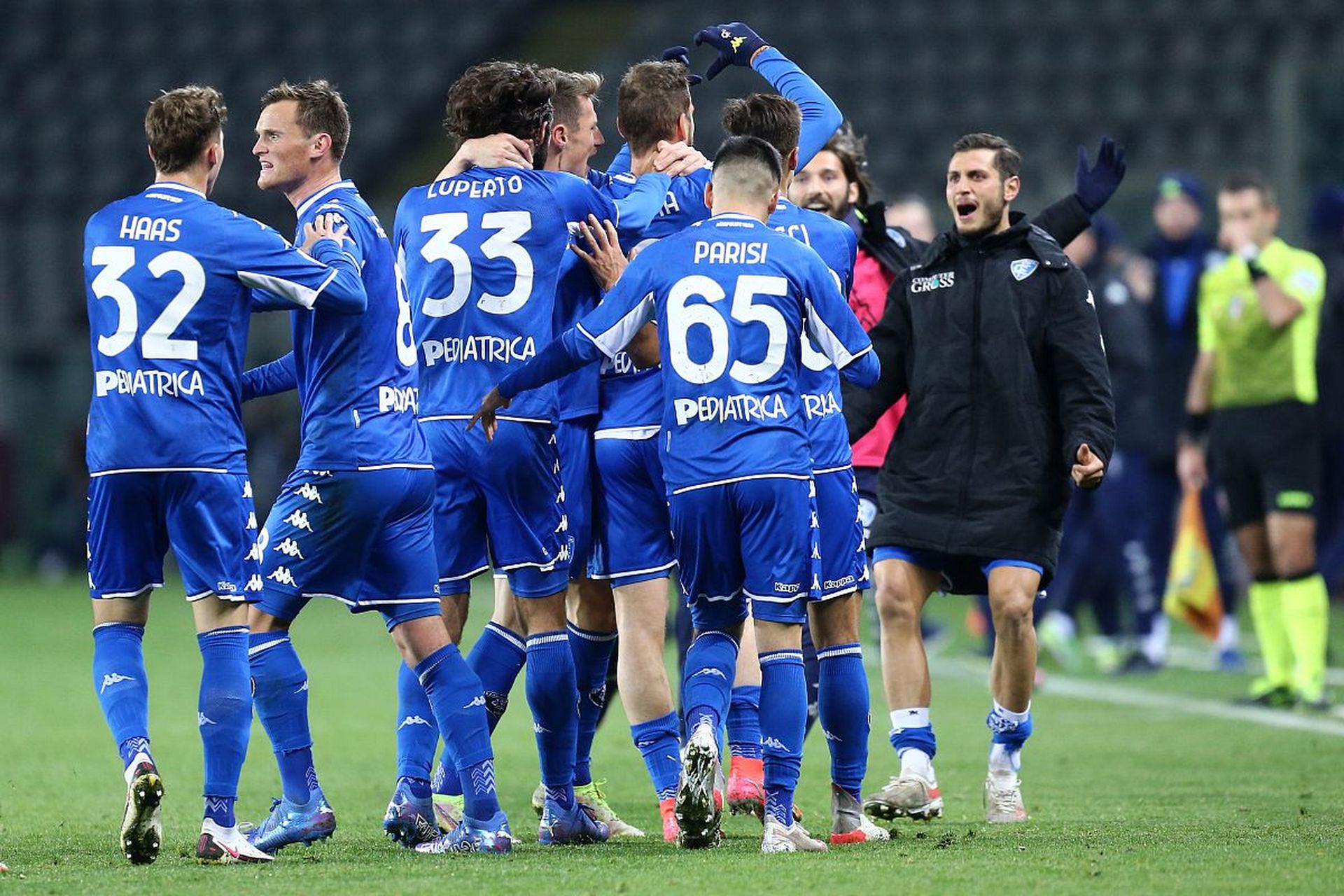 的正式比赛 的正式比赛